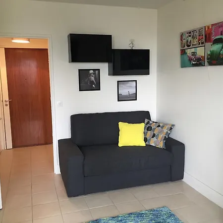 Studio Elegant Paris La Defense *
