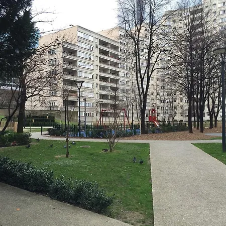 Studio Elegant Paris La Defense Apartment