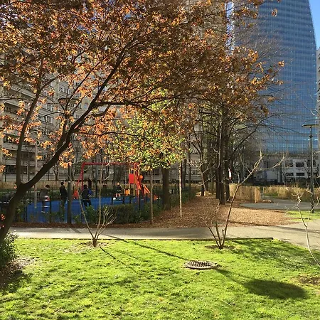 Studio Elegant Paris La Defense Apartment