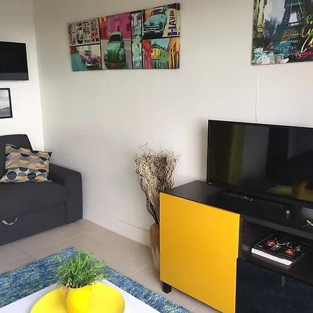 Studio Elegant Paris La Defense Courbevoie