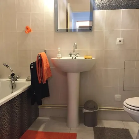 Studio Elegant Paris La Defense Apartment *